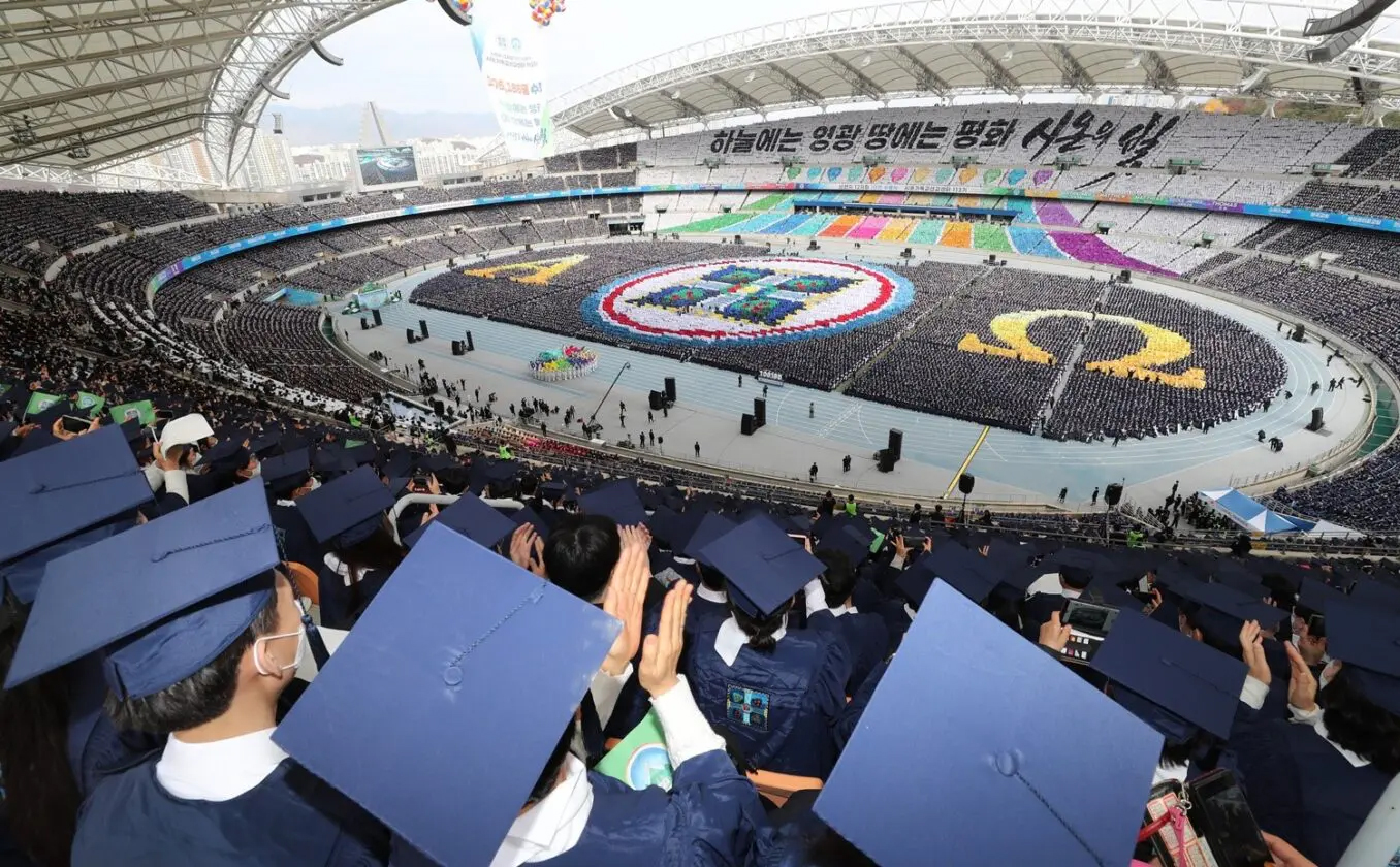 Graduación de 100.000 2023 Shincheonji